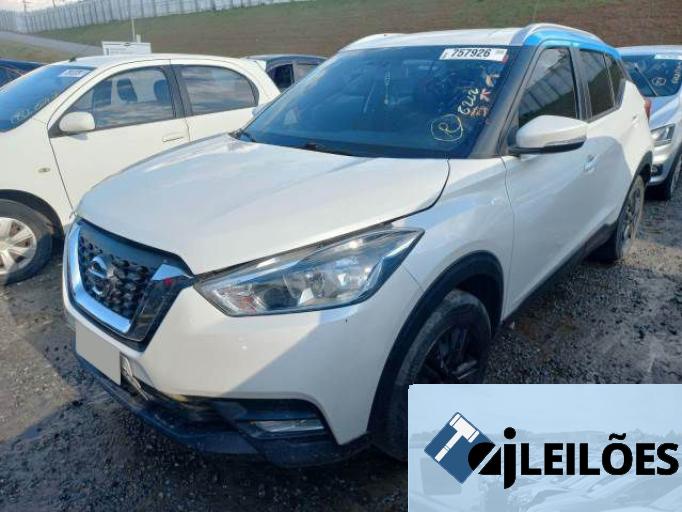NISSAN KICKS 18/19
